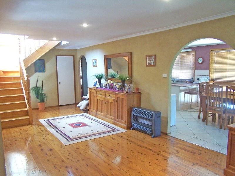 13 Cowra Street, Greystanes NSW 2145