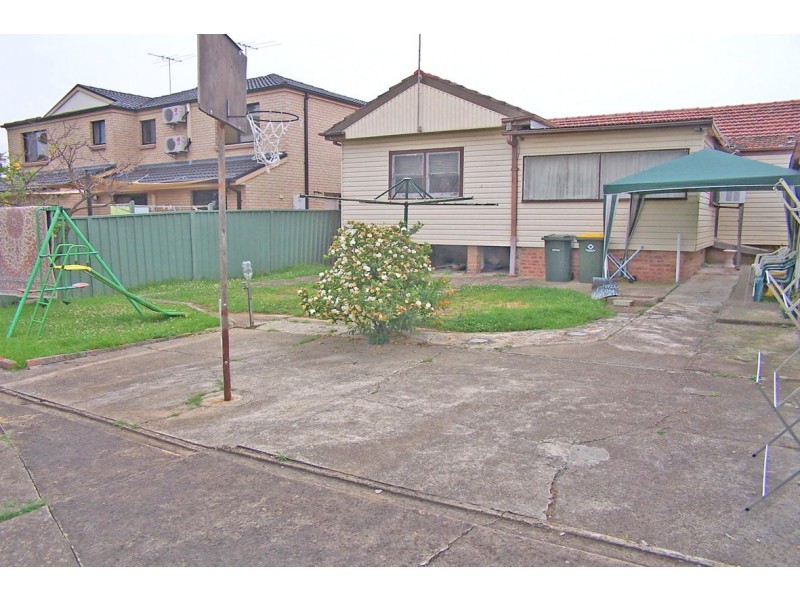 100 Hampden Road, South Wentworthville NSW 2145