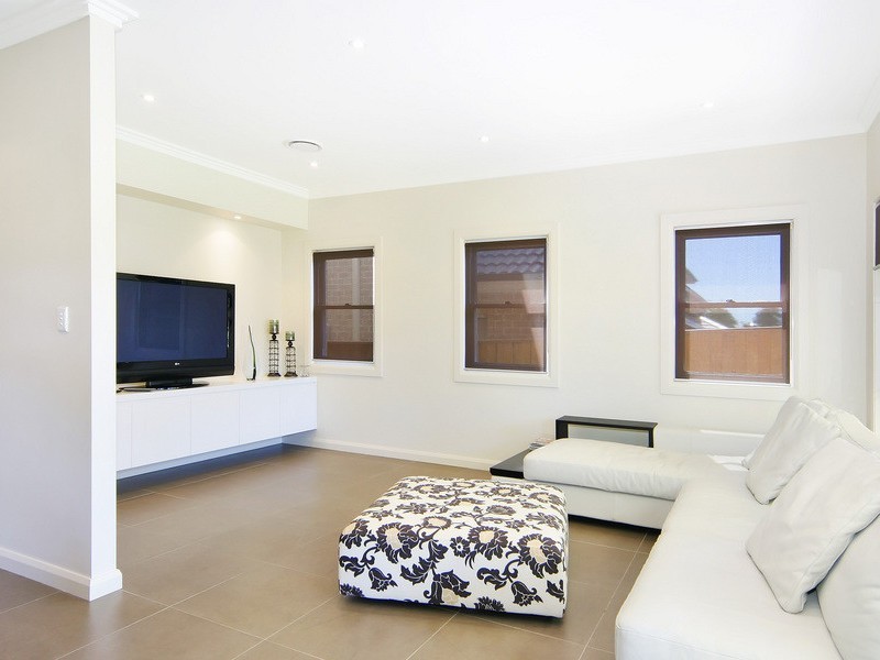 12 Biana Street, Pemulwuy NSW 2145