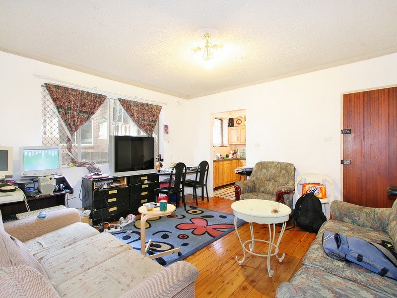 2/15 Oxford Street, Merrylands NSW 2160