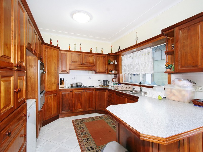 76 Albert Street, Guildford West NSW 2161