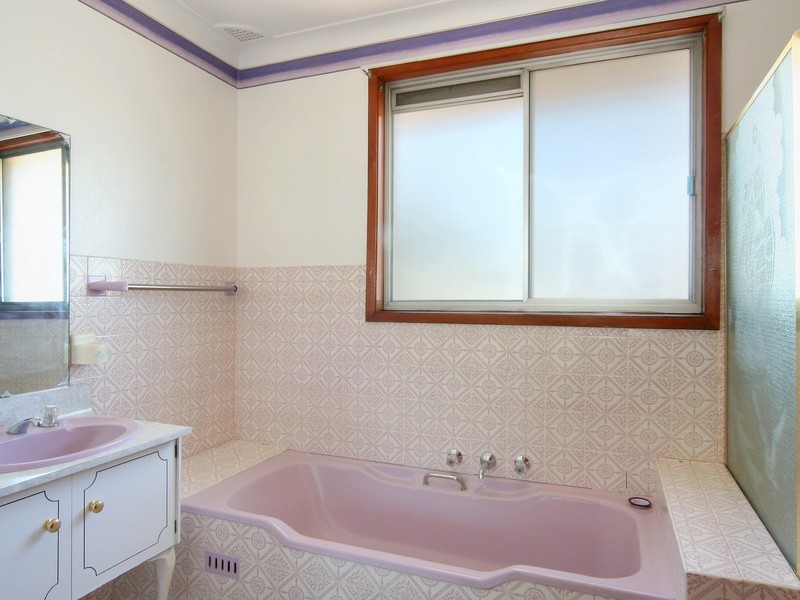 34 Grace Crescent, Merrylands NSW 2160