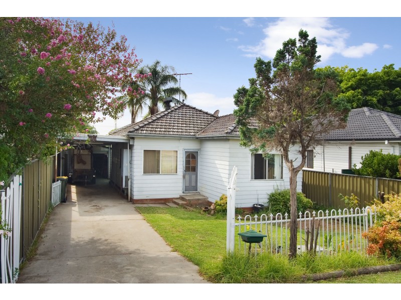 40 Arcadia Street, Merrylands NSW 2160