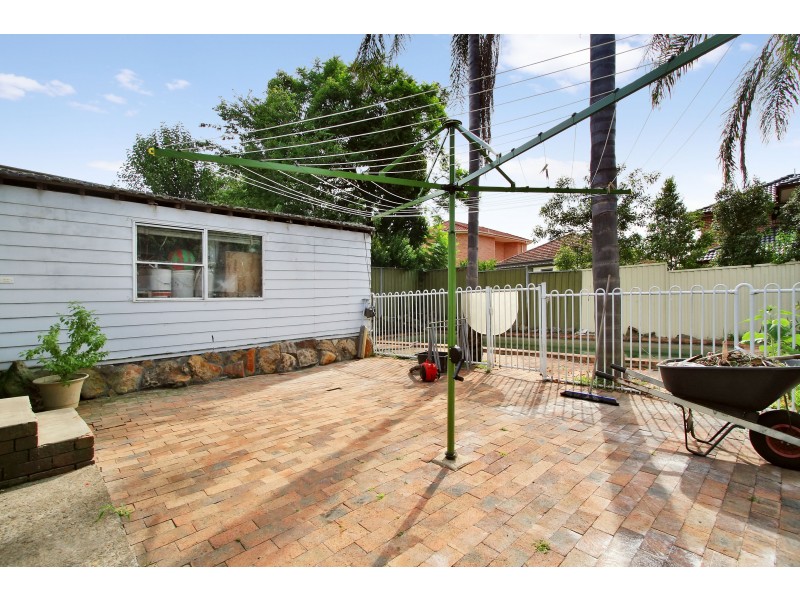 40 Arcadia Street, Merrylands NSW 2160