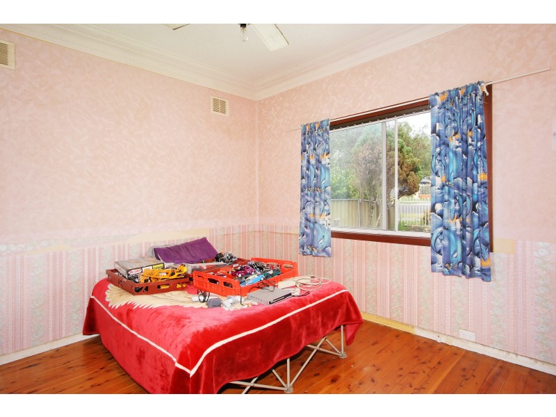 40 Arcadia Street, Merrylands NSW 2160