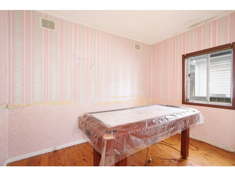 40 Arcadia Street, Merrylands NSW 2160