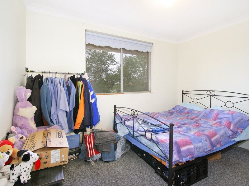 2/52  Birmingham Street, Merrylands NSW 2160