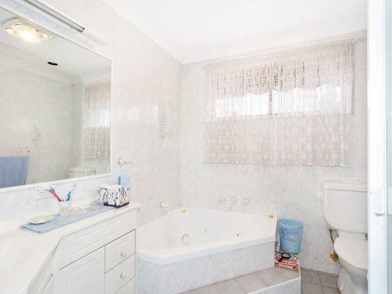 12/2-6 Hawkesbury Road, Westmead NSW 2145