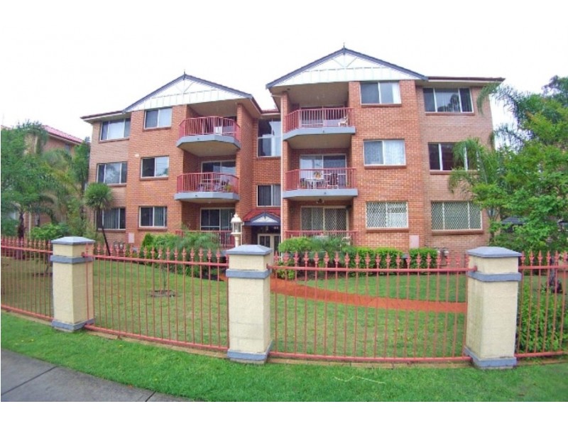 30/17 ADDLESTONE, Merrylands NSW 2160
