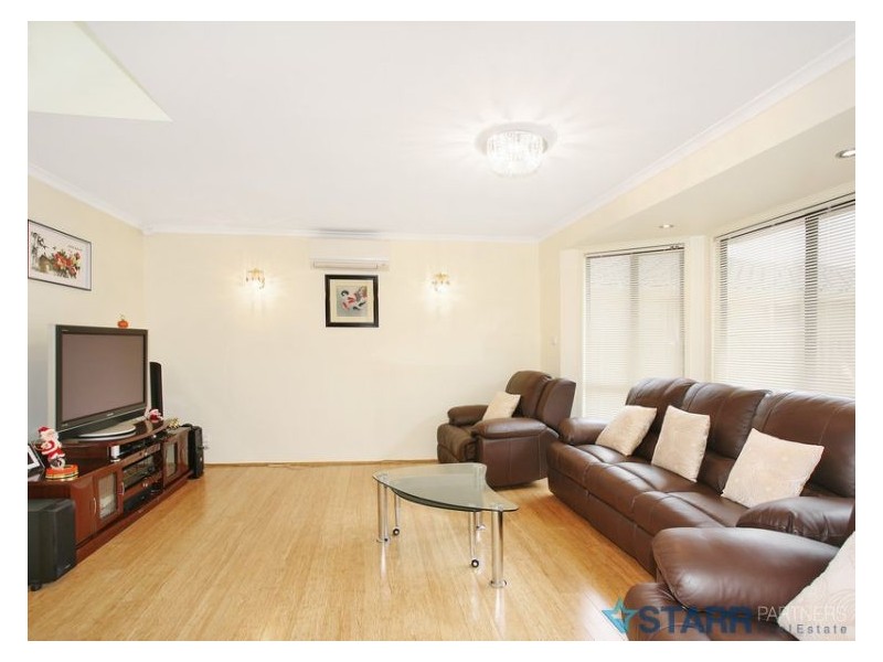 4 Warren Road, Woodpark NSW 2164