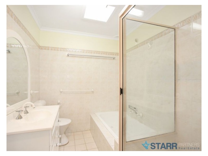 4 Warren Road, Woodpark NSW 2164