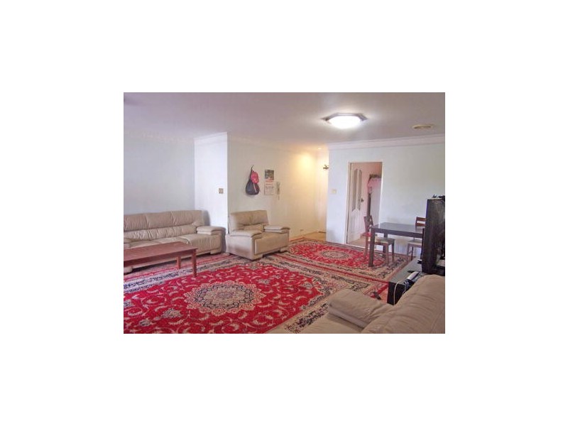 4/8 Treves Street, Merrylands NSW 2160