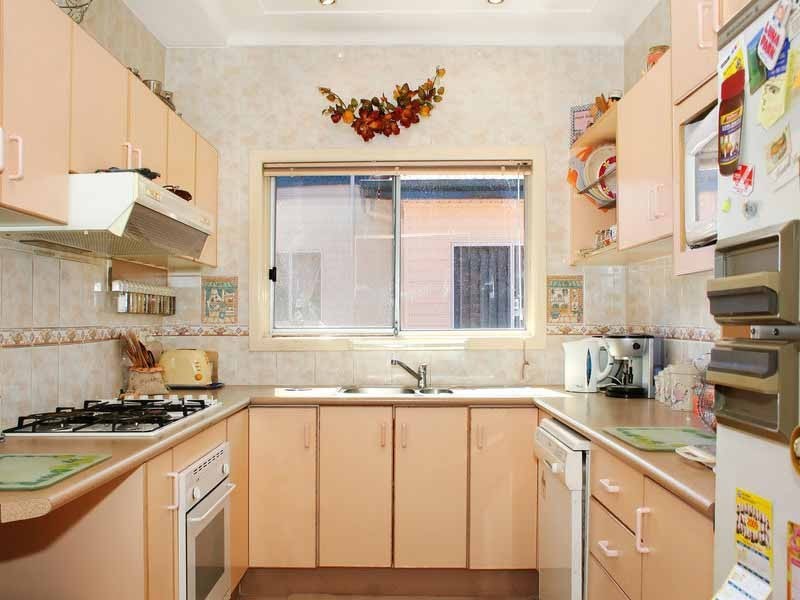 85 Military Road, Guildford NSW 2161