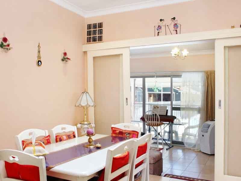 85 Military Road, Guildford NSW 2161