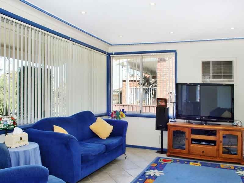 37 Grevillea Crescent, Greystanes NSW 2145