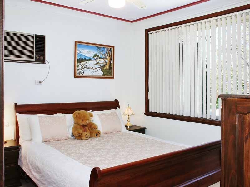 37 Grevillea Crescent, Greystanes NSW 2145