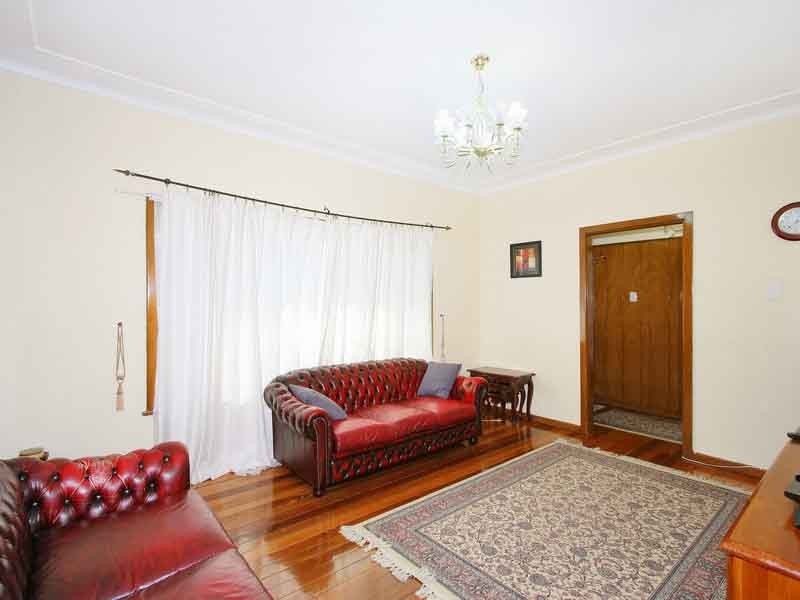 20 Oxford Street, Guildford NSW 2161