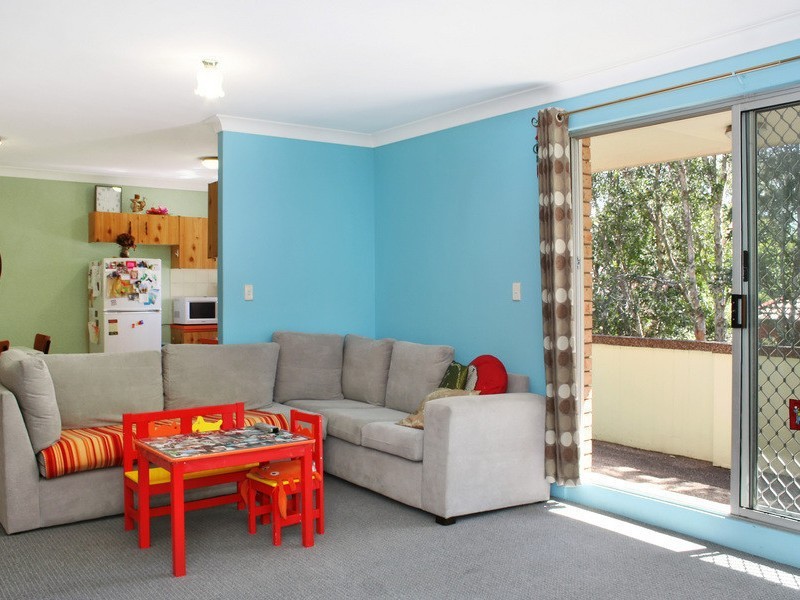 8/16 Burford Street, Merrylands NSW 2160