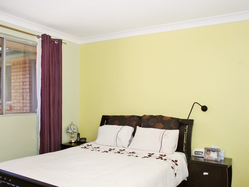 8/16 Burford Street, Merrylands NSW 2160