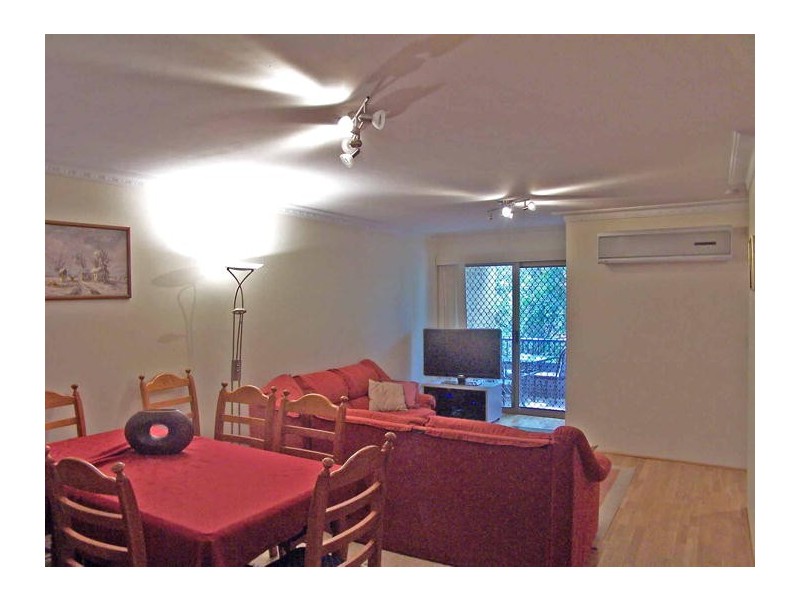 2/31 Oxford Street, Merrylands NSW 2160