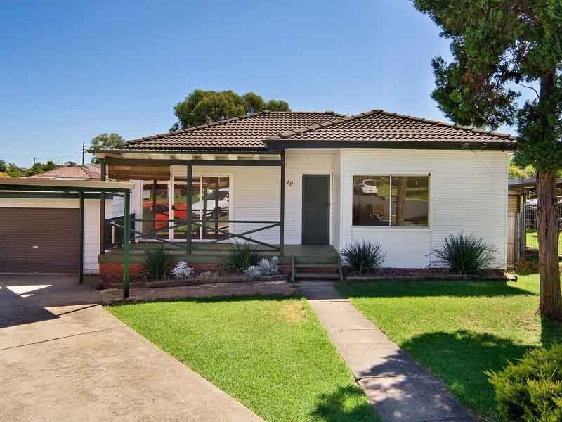 10 Hall Place, Guildford NSW 2161