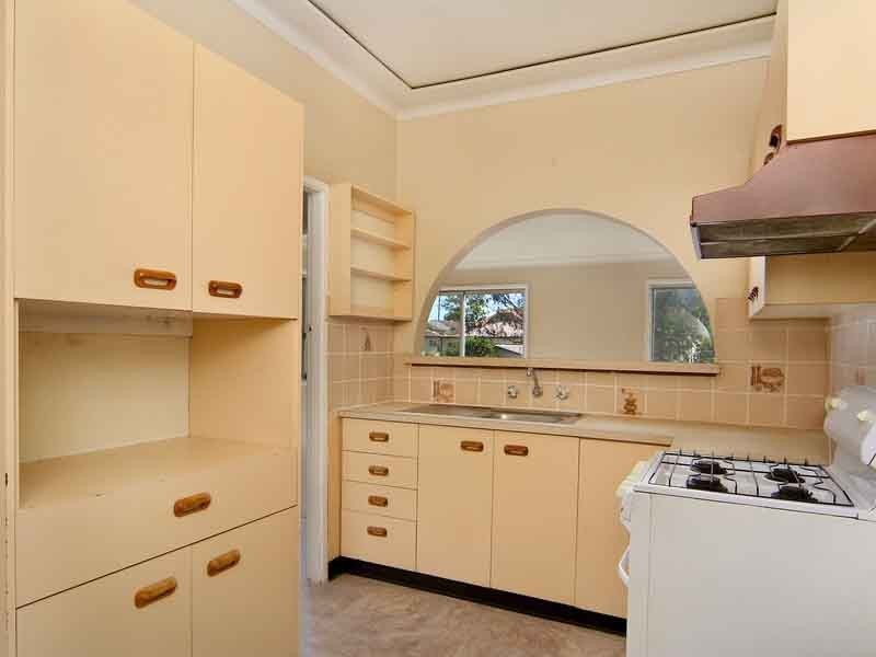 10 Hall Place, Guildford NSW 2161