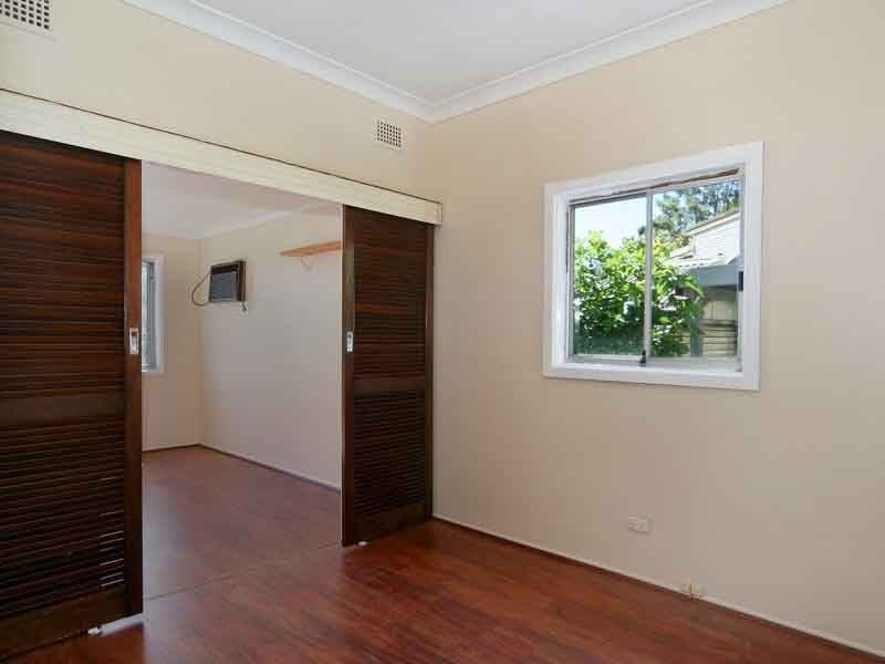 10 Hall Place, Guildford NSW 2161