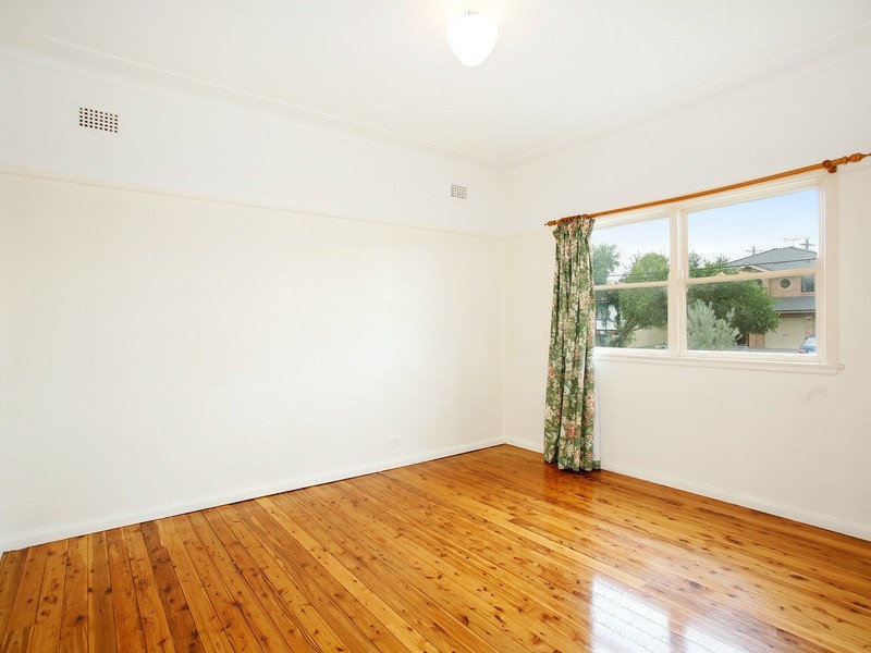 15 Bates Avenue, South Wentworthville NSW 2145