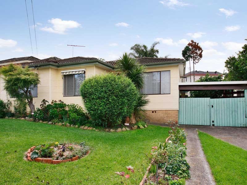 12 Carnation Street, Greystanes NSW 2145