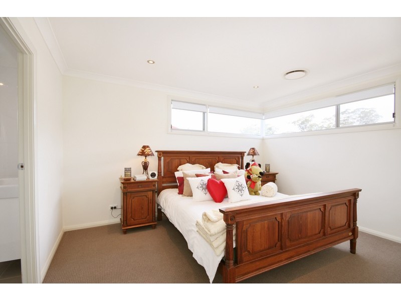 2B Hannah Way, Pemulwuy NSW 2145