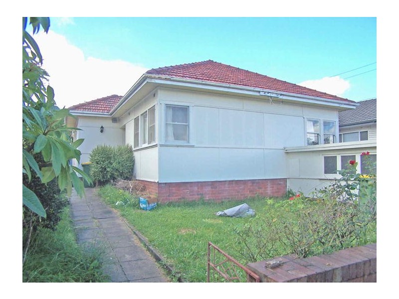 8a Chamberlain Road, Guildford NSW 2161