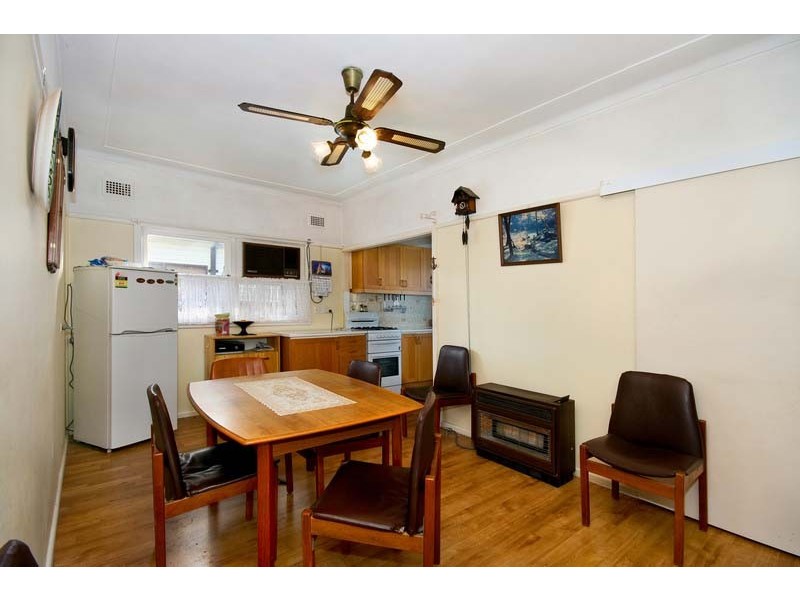 18 Douglas Street, Merrylands NSW 2160