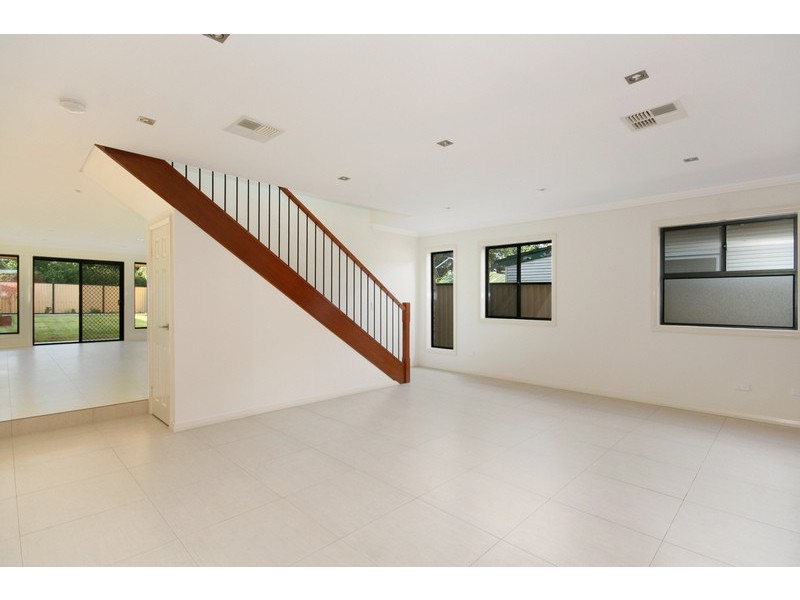 33 Dennistoun Avenue, Guildford NSW 2161