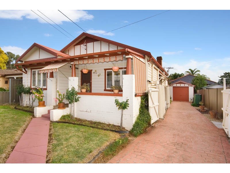 47 The Esplanade, Guildford NSW 2161