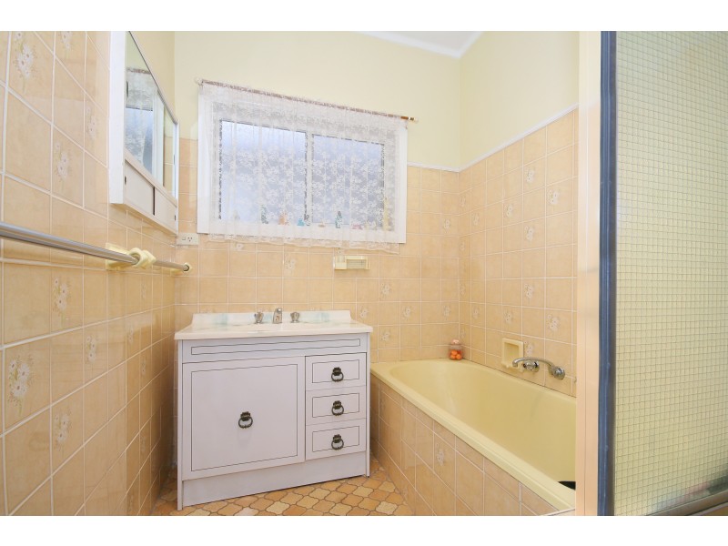 46 Rosebery Road, Guildford NSW 2161