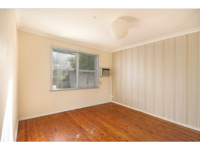 14 Macquarie Road, Greystanes NSW 2145