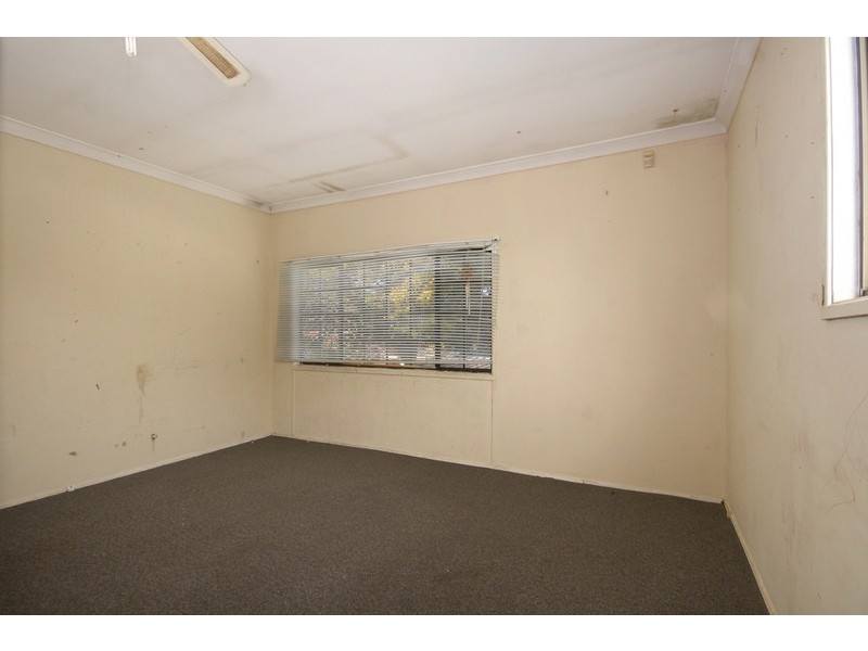 14 Macquarie Road, Greystanes NSW 2145