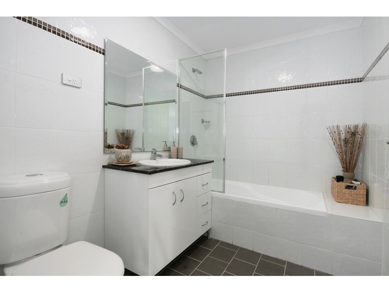 3/8 Refractory Court, Holroyd NSW 2142