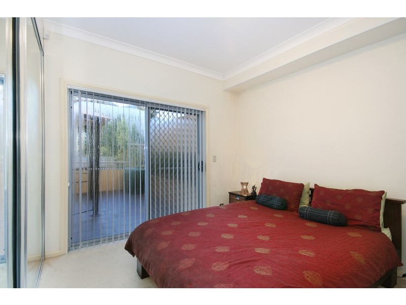 3/8 Refractory Court, Holroyd NSW 2142