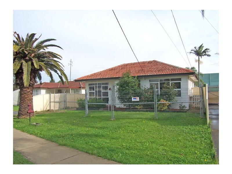 77 Warren Road, Woodpark NSW 2164