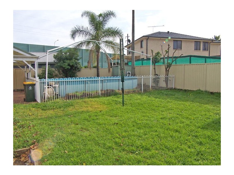 77 Warren Road, Woodpark NSW 2164