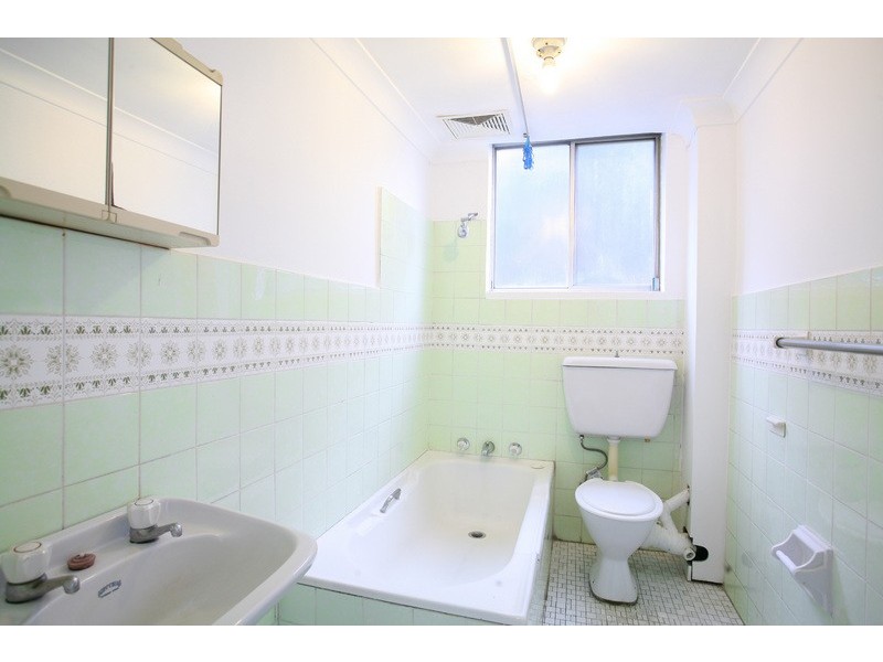 4/52-54 Birmingham Street, Merrylands NSW 2160