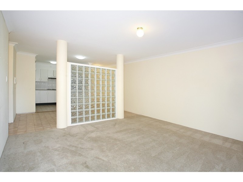4/44 Memorial Avenue, Merrylands NSW 2160
