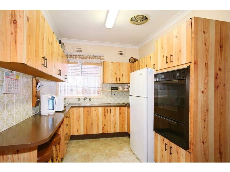 48 Rosebery Road, Guildford NSW 2161