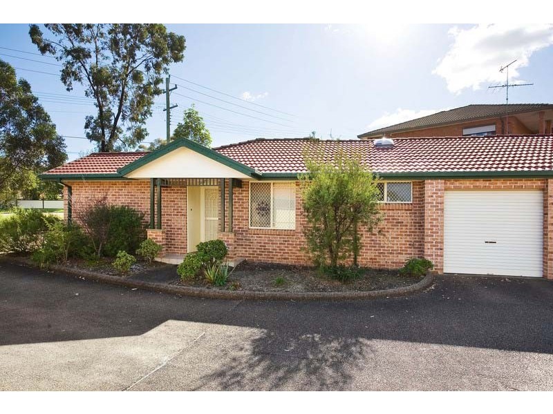 1/35-37 Ellis Street, Merrylands NSW 2160