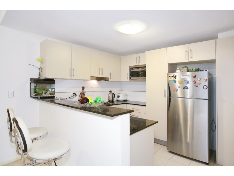 4/8 Refractory Court, Holroyd NSW 2142