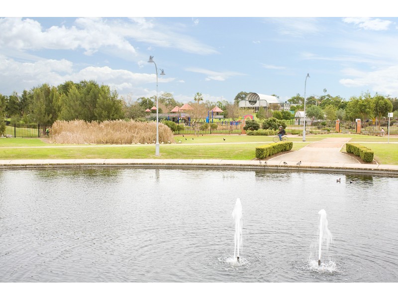 4/8 Refractory Court, Holroyd NSW 2142