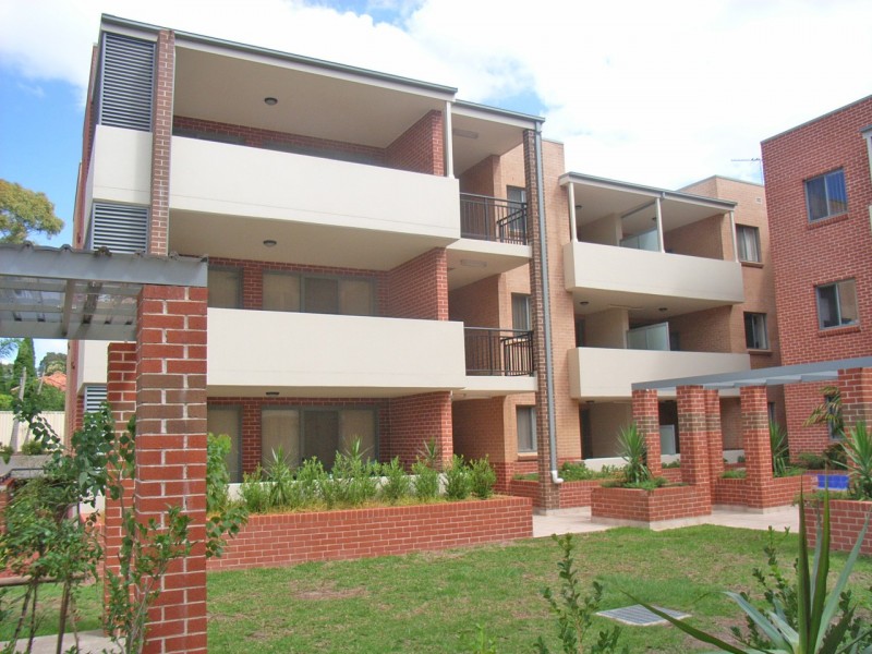 32/30 RAILWAY TCE, Merrylands NSW 2160