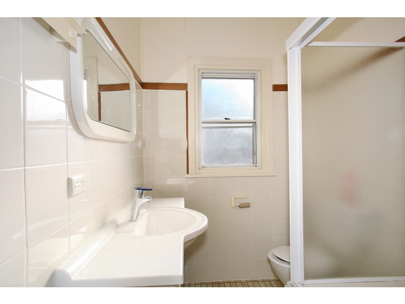 6 Cross Street, Merrylands NSW 2160