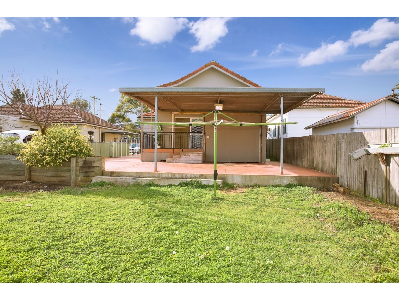6 Cross Street, Merrylands NSW 2160
